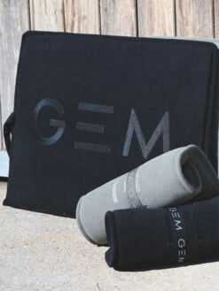 Tapis Nomade Pour Chien 40x60 GEM -Chien Produits Boutique tapis nomade pour chien 40x60 gem habitat chien 3